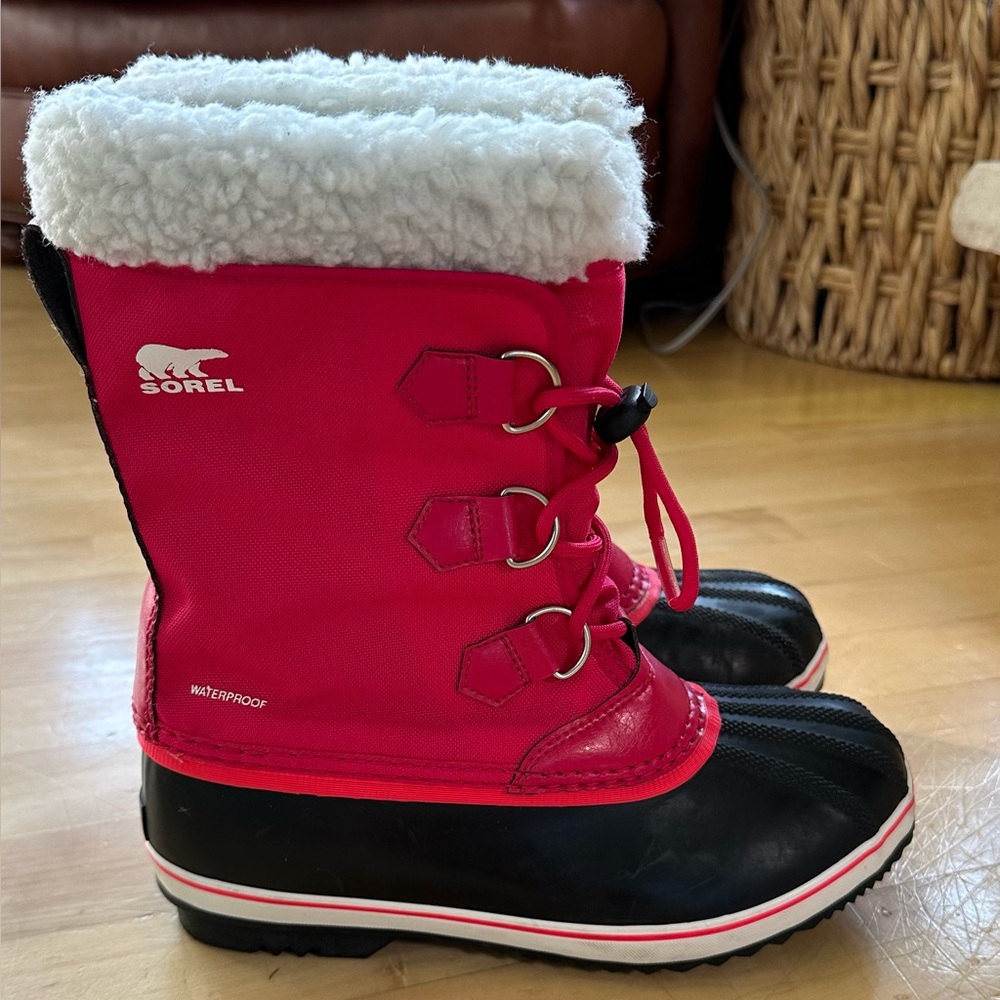 Kids insulated/waterproof Sorel boots